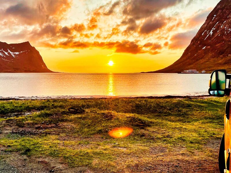 Mitternachtssonne am Steinfjord